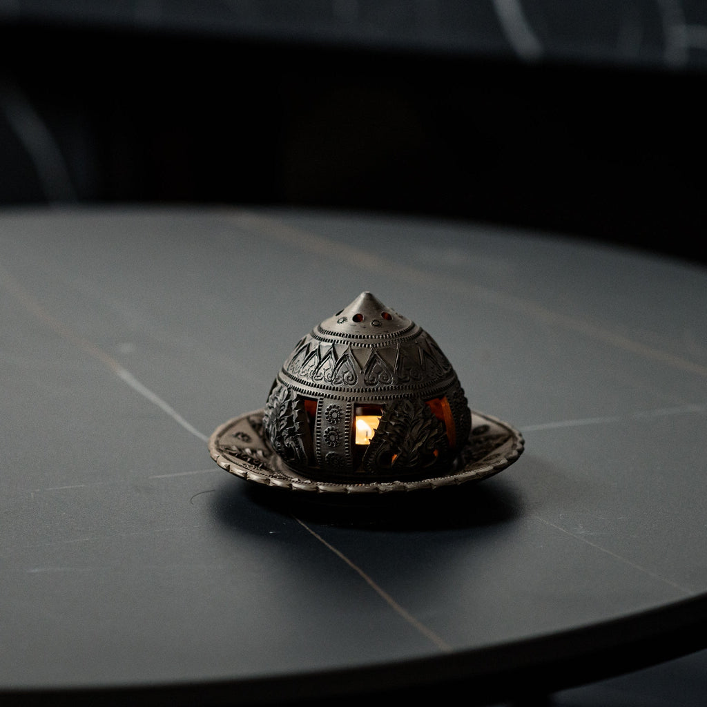 Onyx Tealight Holder with Plate