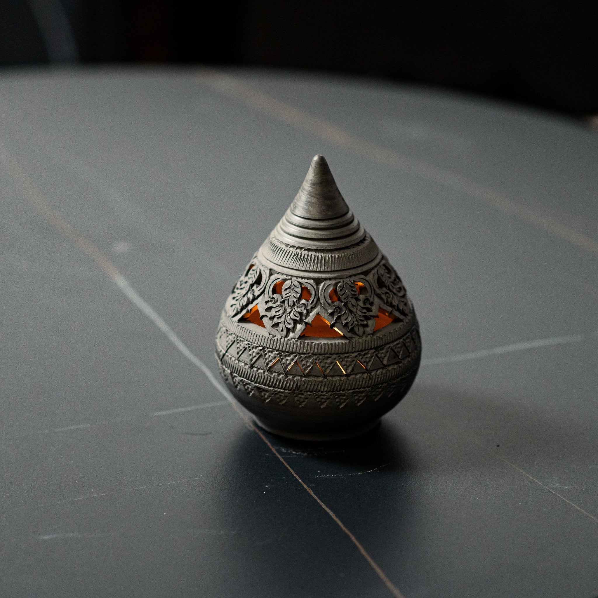 Teardrop Tealight Holder, Charcoal