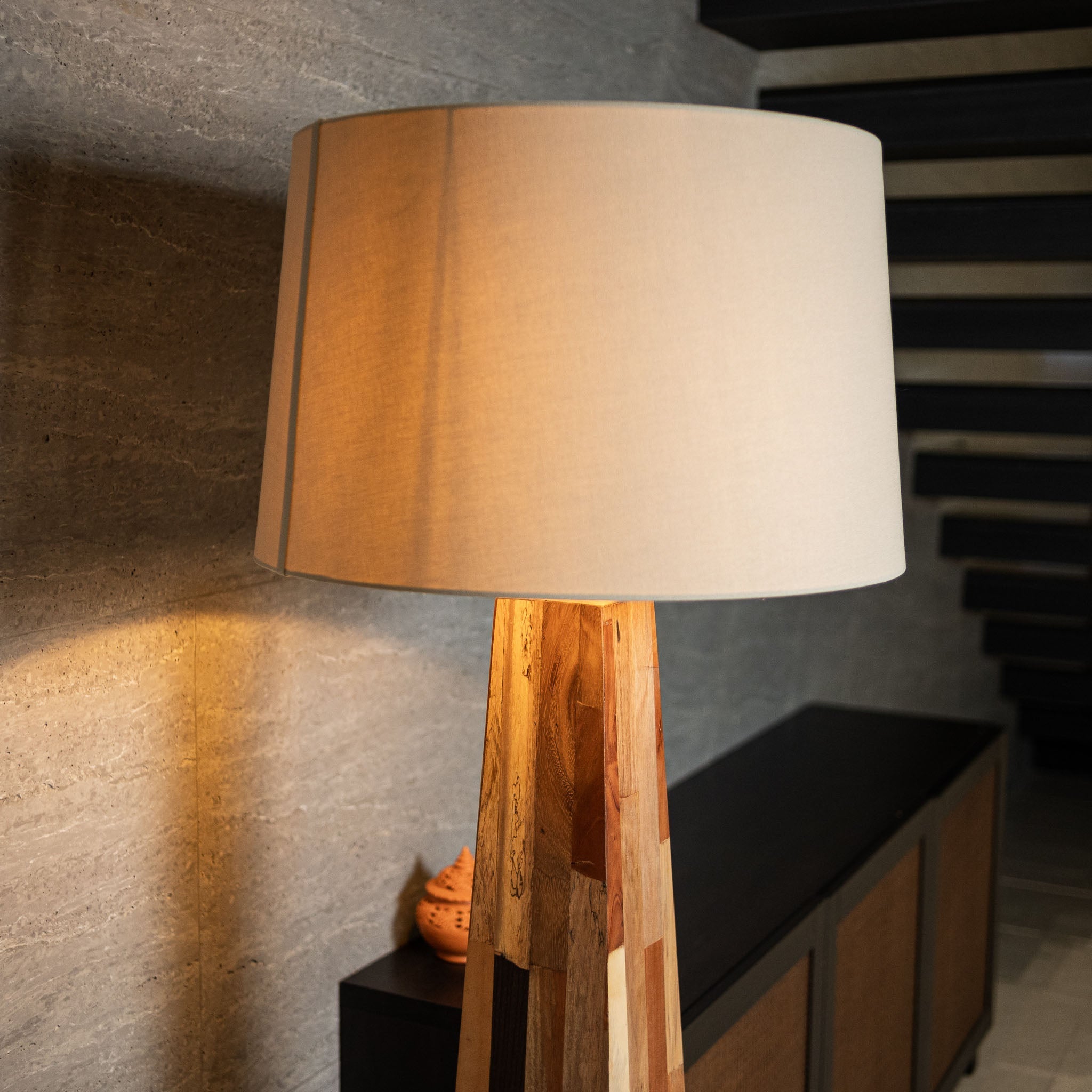 Terra Tower Floor Lamp