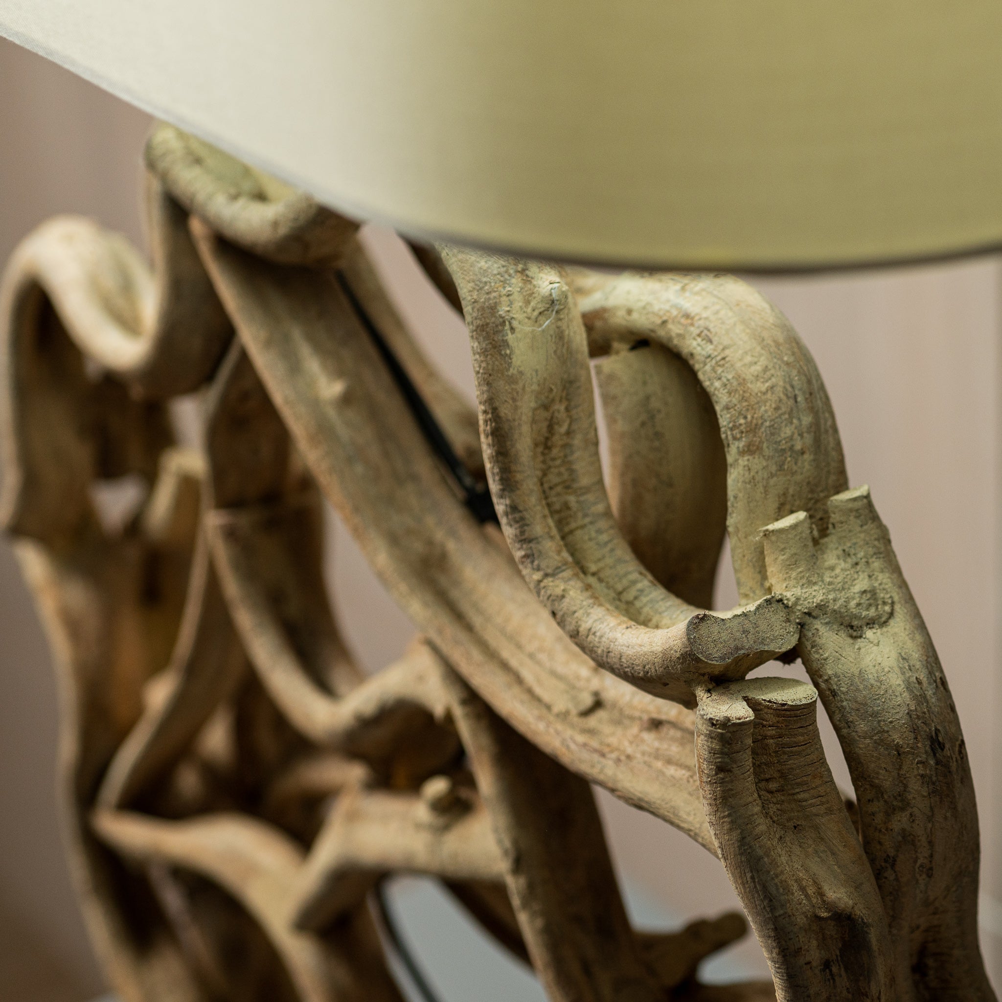 Loto Table Lamp